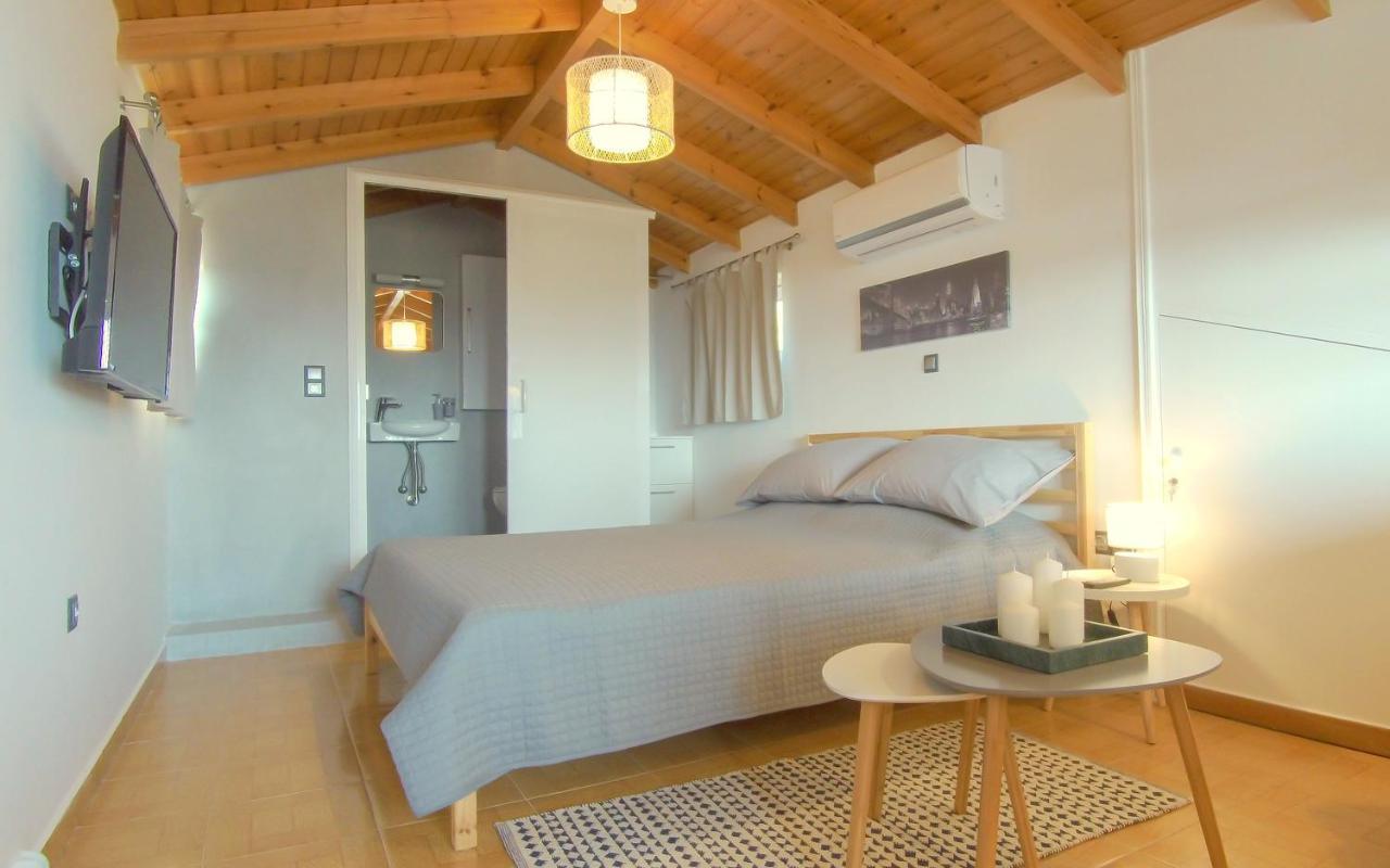 Augoustinos - Sea Side Luxury Apartments Луца Экстерьер фото